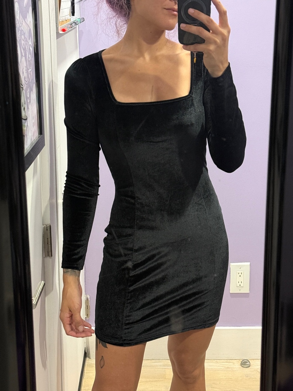 Black Velvet Square-Neck Long Sleeve Mini Dress